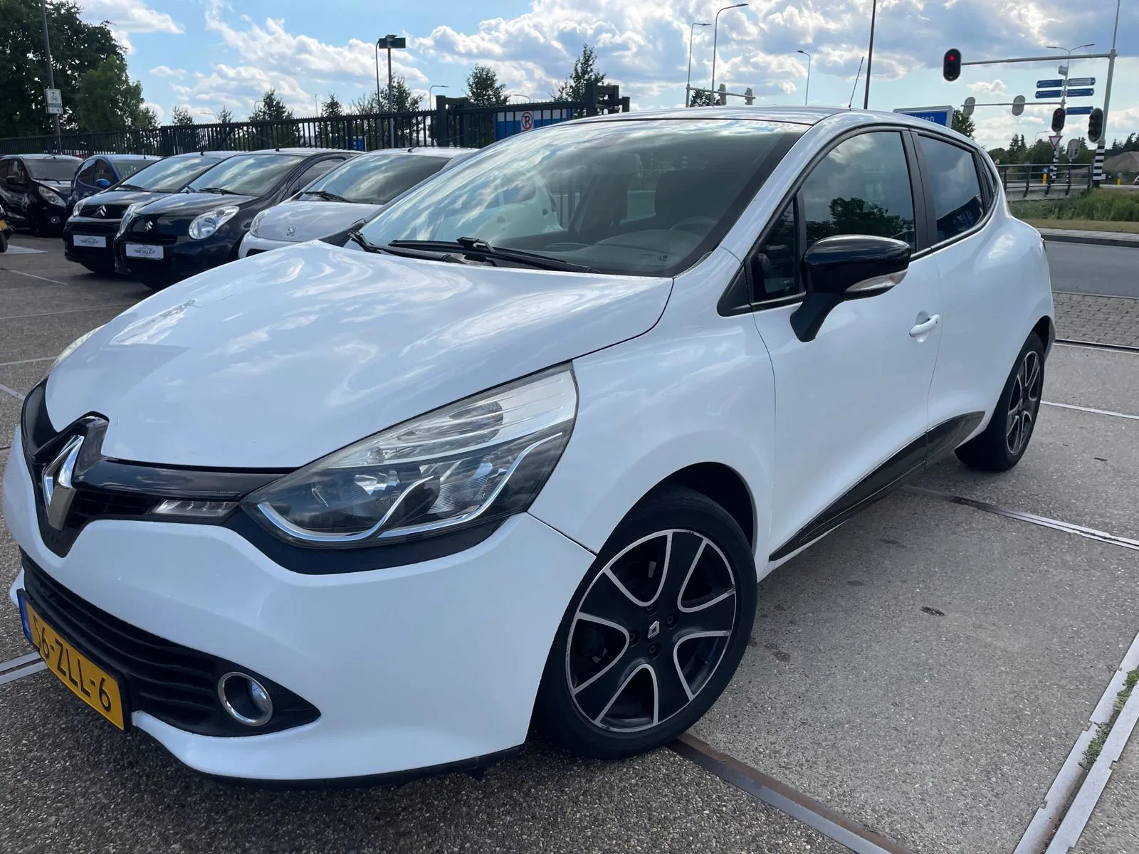 Renault Clio (2012) — foto 1