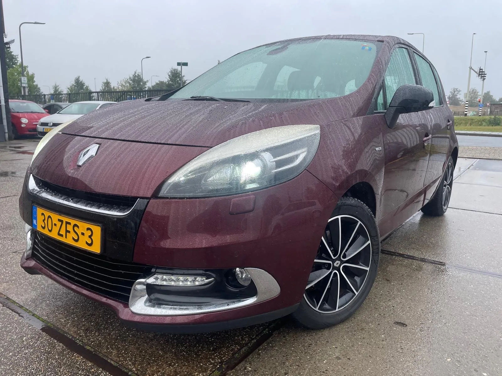 Renault Scénic (2012) — foto 1