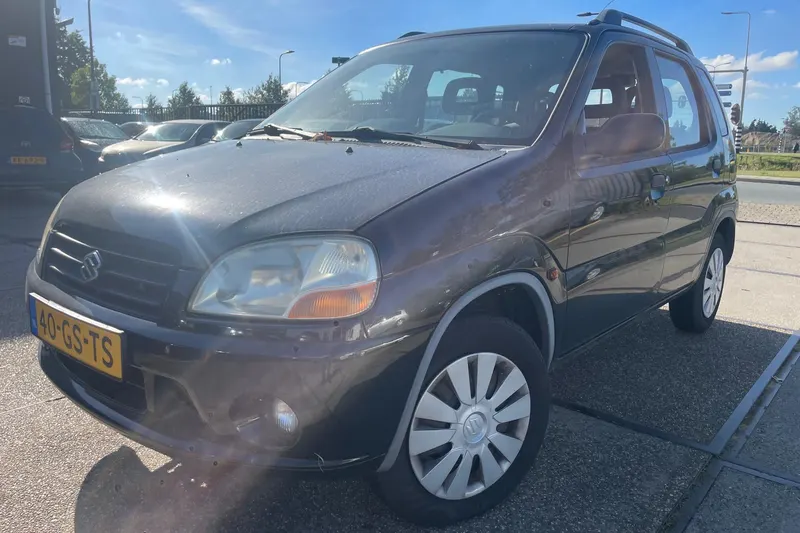 Suzuki Ignis (2001)