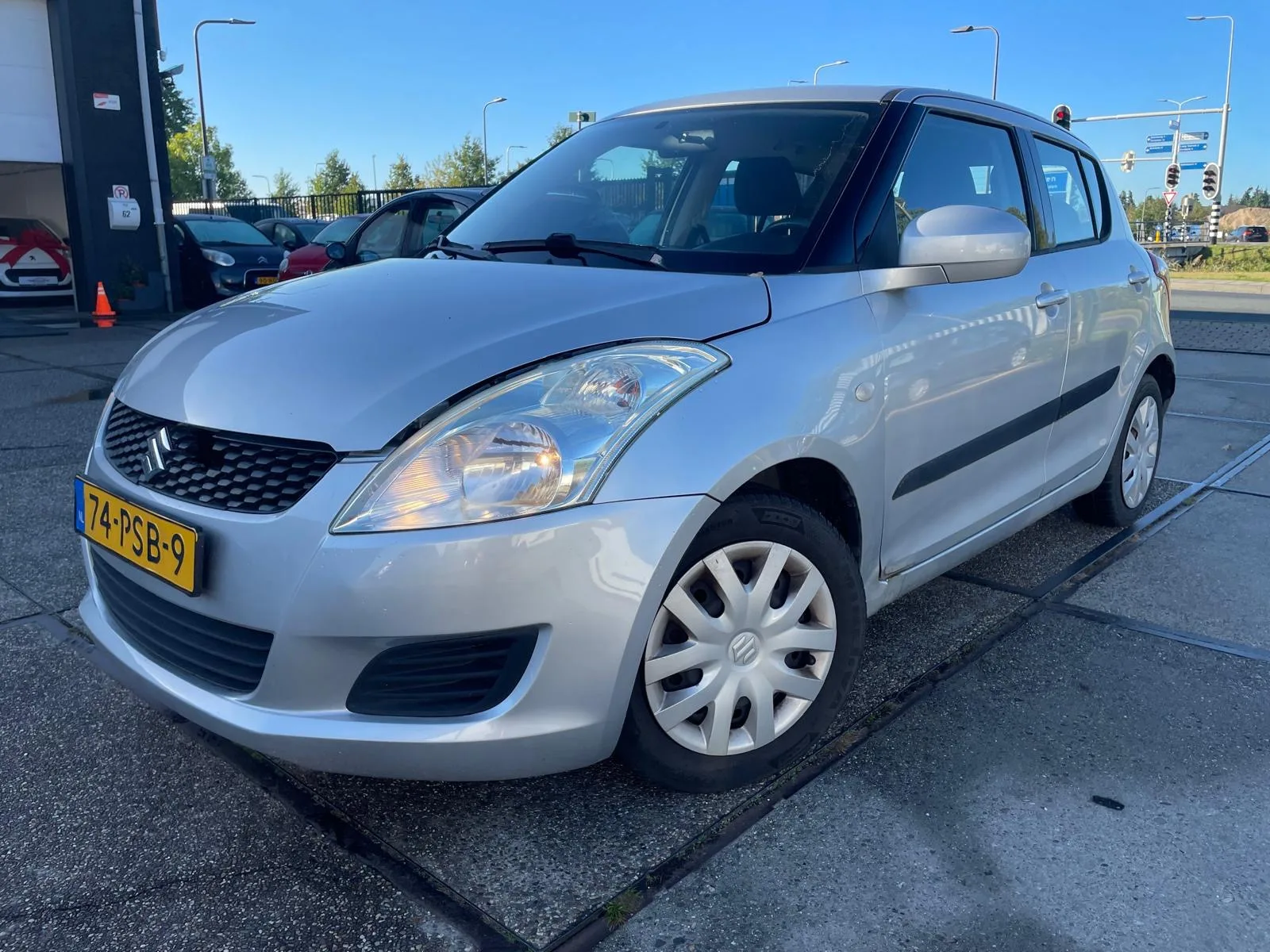 Suzuki Swift (2011) — foto 1