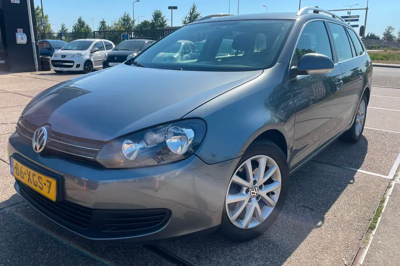 Volkswagen Golf (2012)