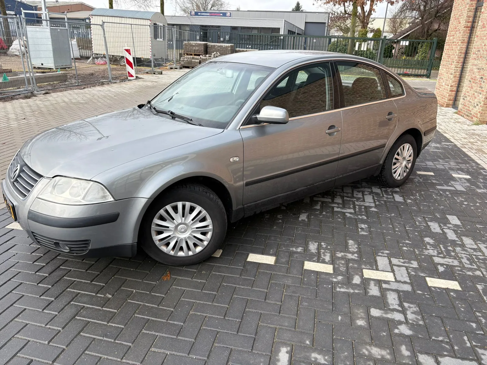 Volkswagen Passat (2002) — foto 1