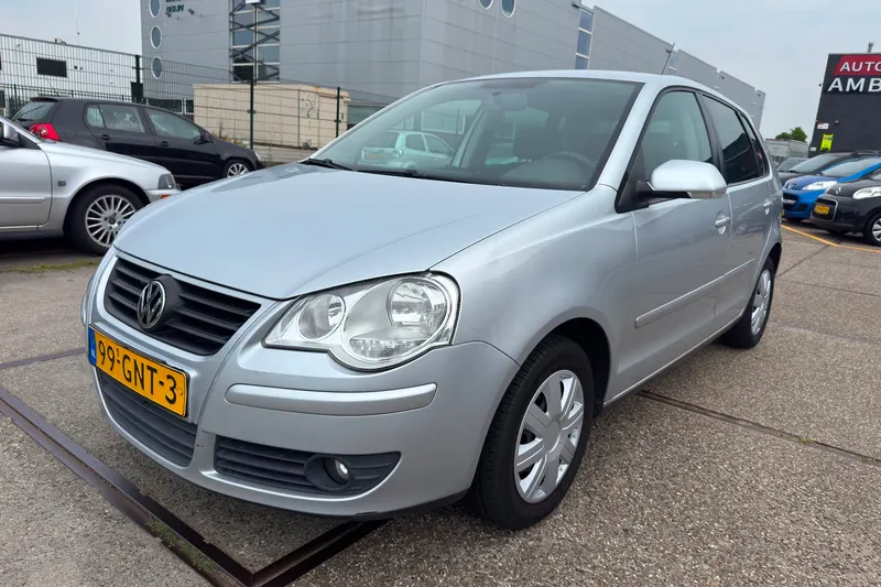 Volkswagen Polo (2008)