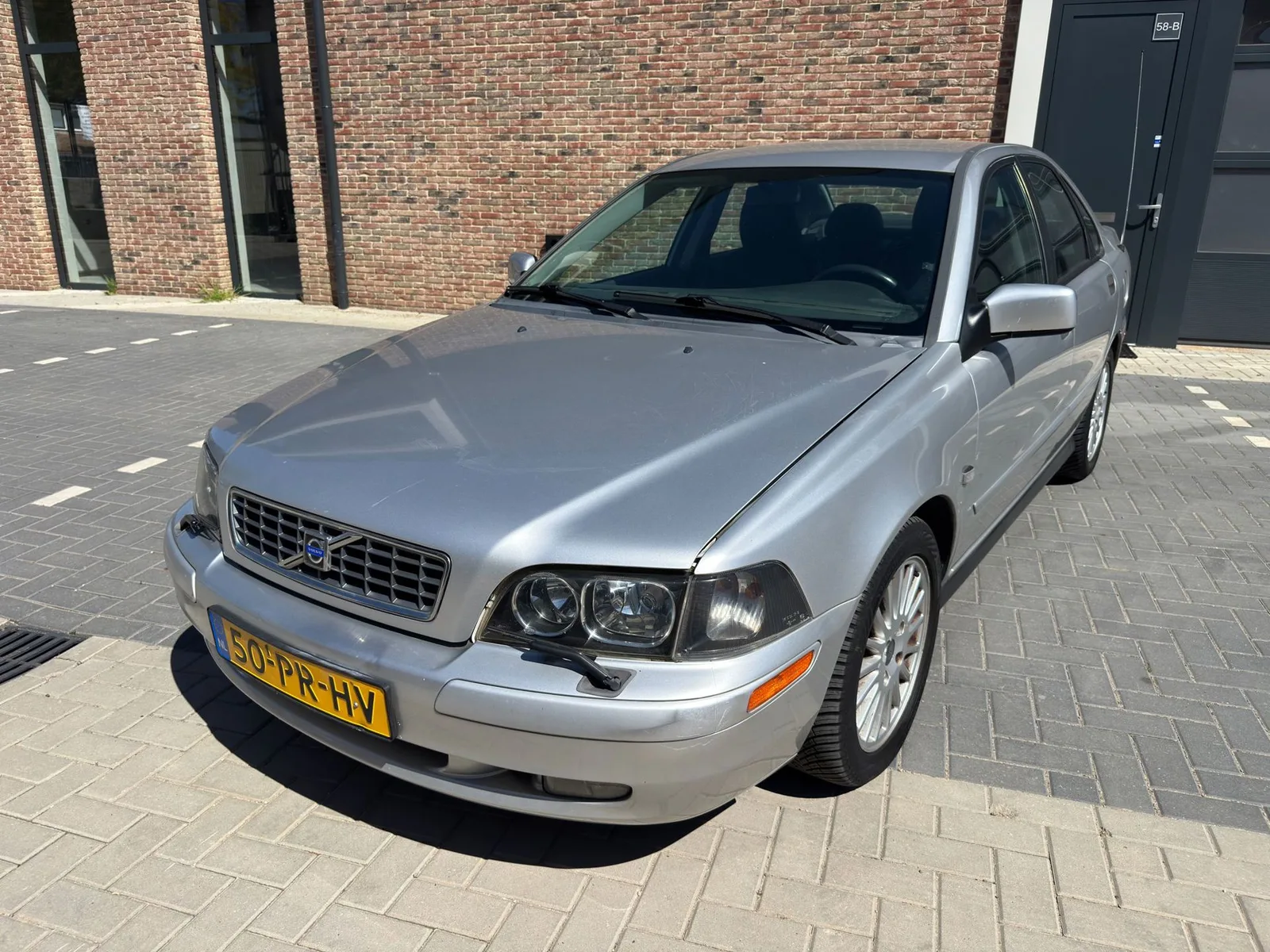 Volvo S40 (2004) — foto 1