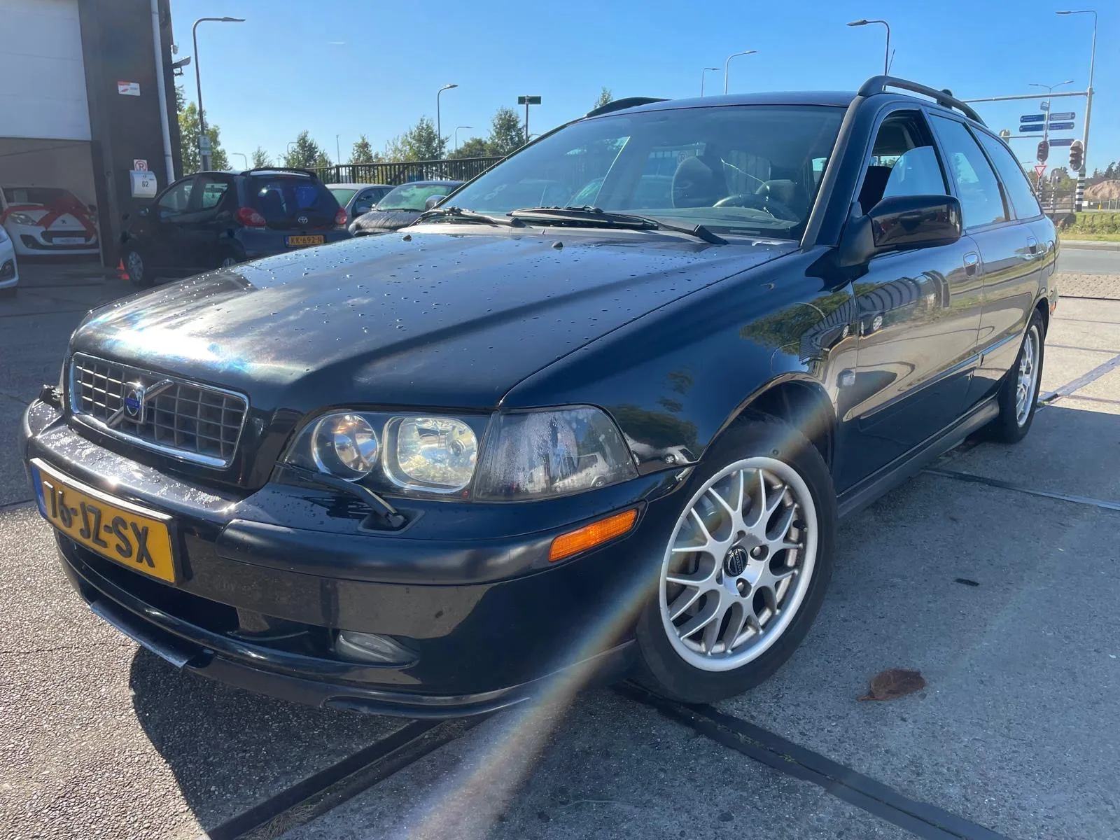 Volvo V40 (2002) — foto 1