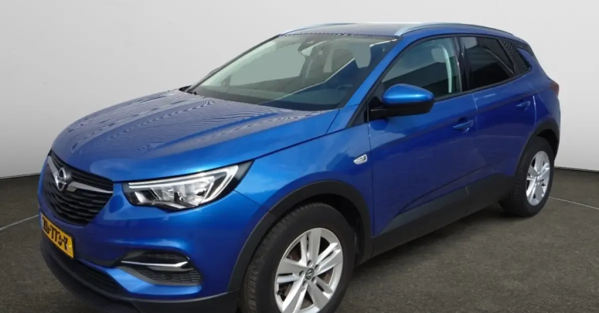 Opel Grandland (2019) — foto 1