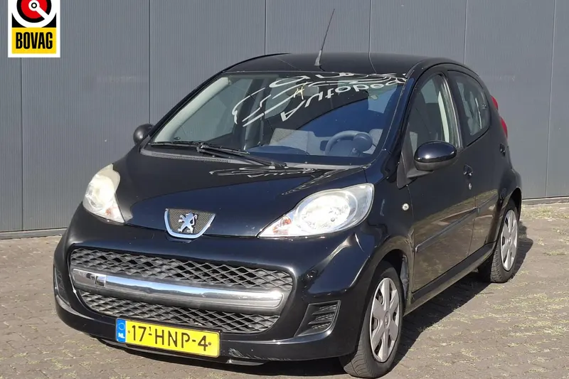 Peugeot 107 (2009)