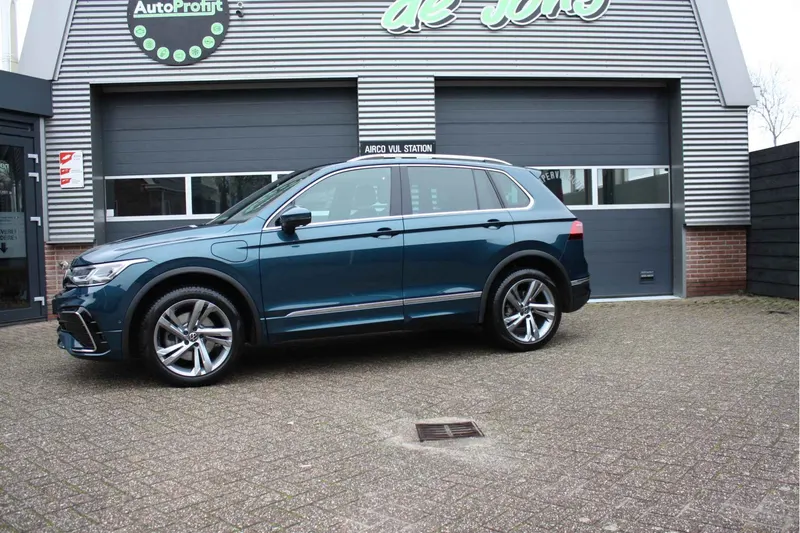 Volkswagen Tiguan (2021)