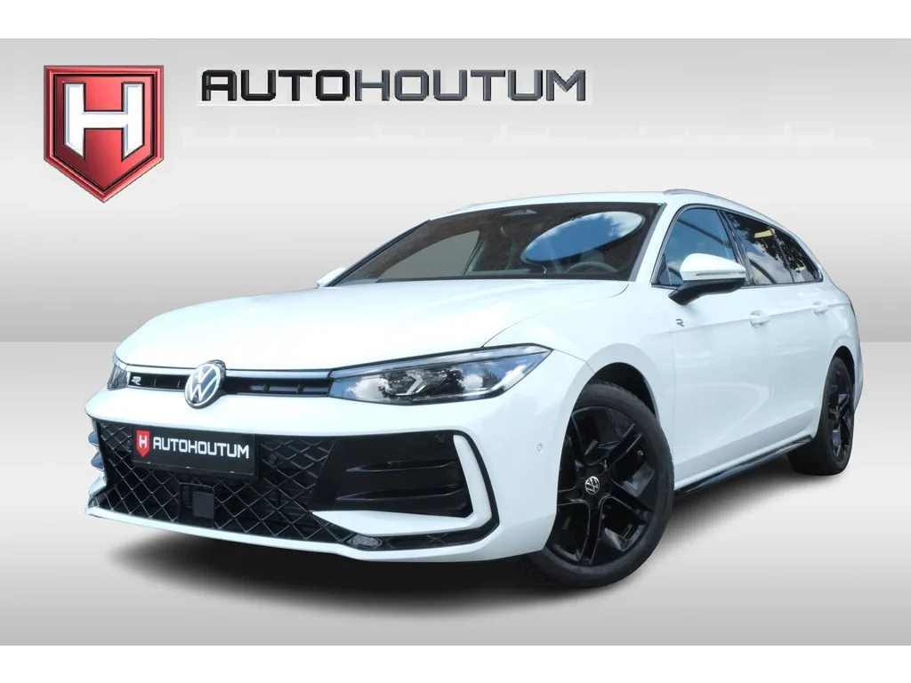 Volkswagen Passat (2024) — foto 1
