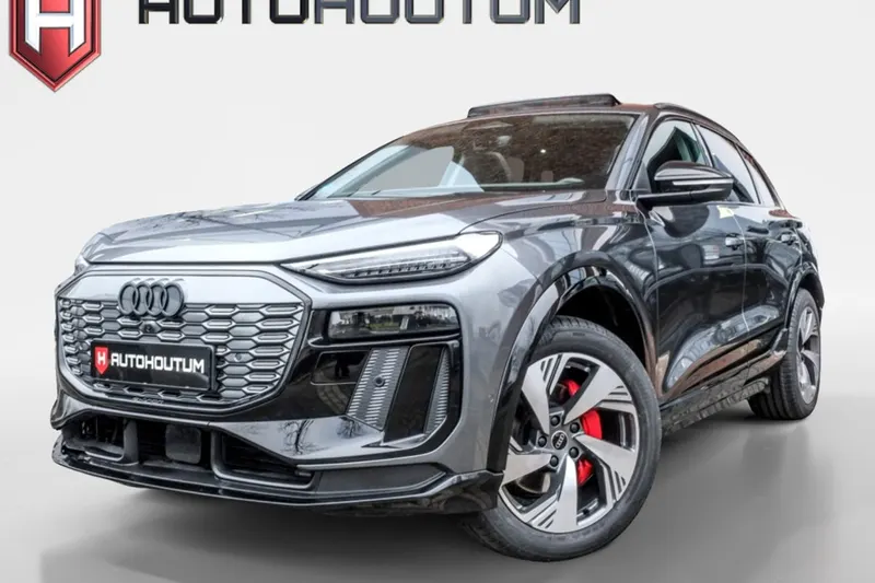 Audi Q6 e-tron (2025)