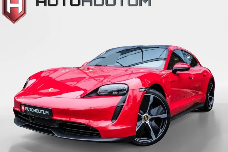 Porsche Taycan Sport Turismo (2024)
