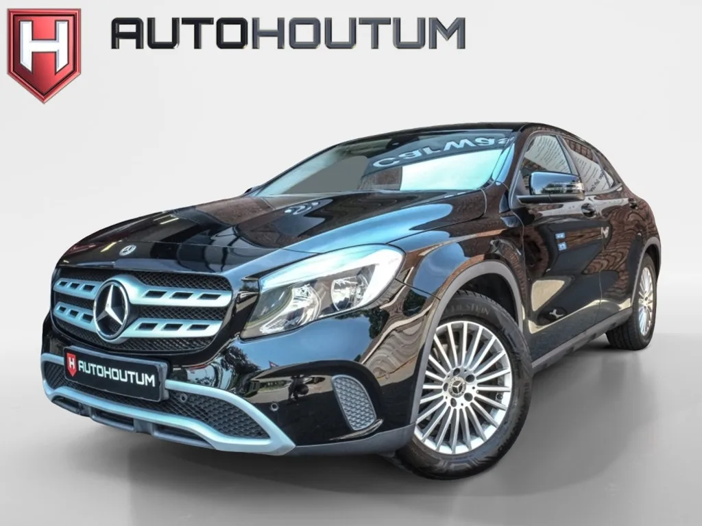 Mercedes-Benz GLA-Klasse (2018) — foto 1