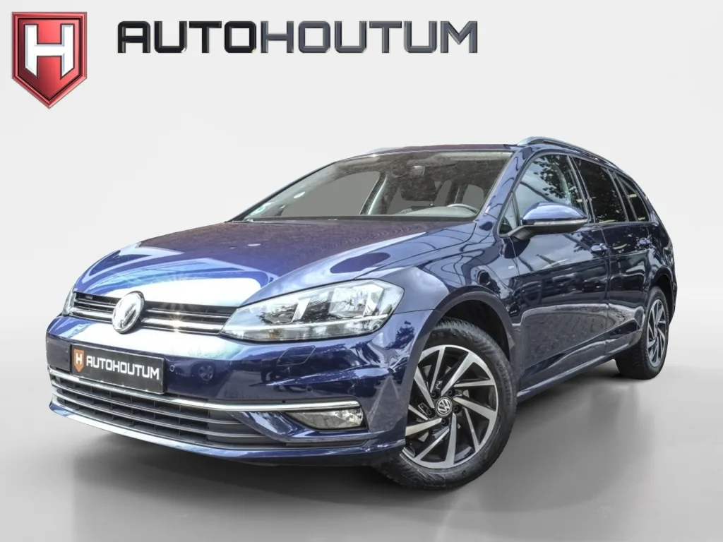 Volkswagen Golf (2019) — foto 1