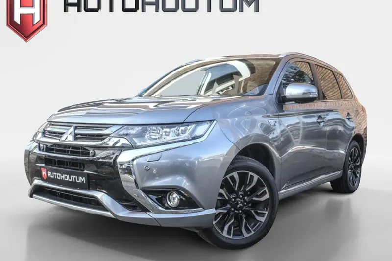 Mitsubishi Outlander (2017)