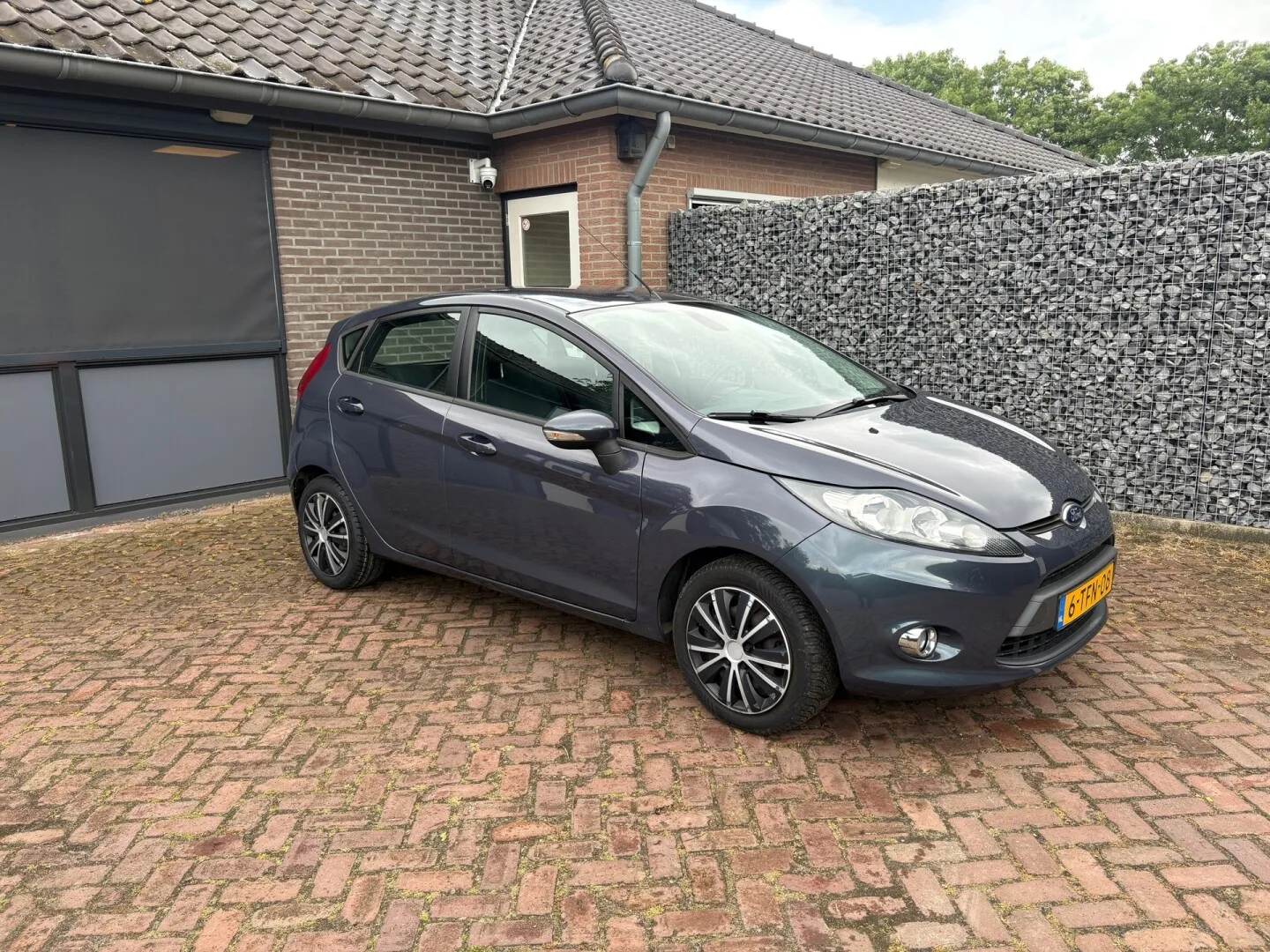 Ford Fiesta (2012) — foto 1