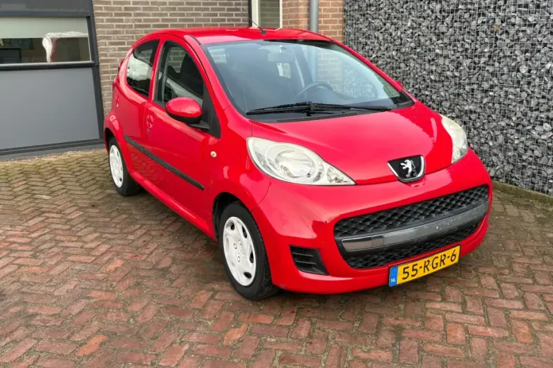 Peugeot 107 (2011)