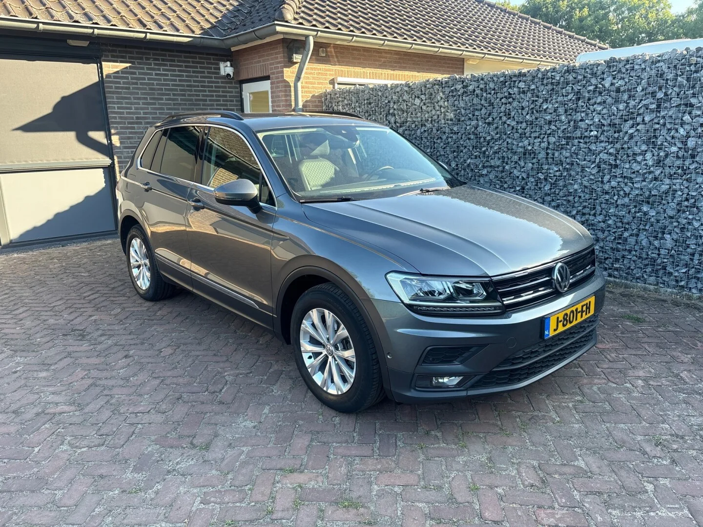 Volkswagen Tiguan (2019) — foto 1