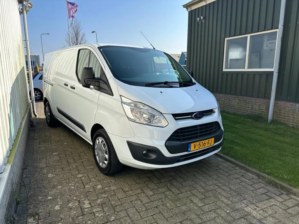 Ford Transit Custom (2017) — foto 1
