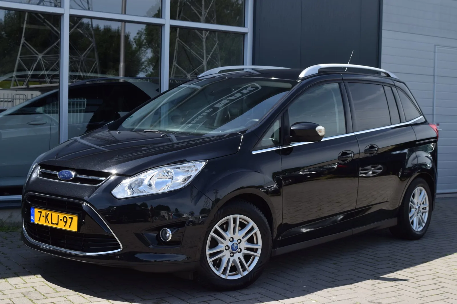 Ford Grand C-Max (2013) — foto 1