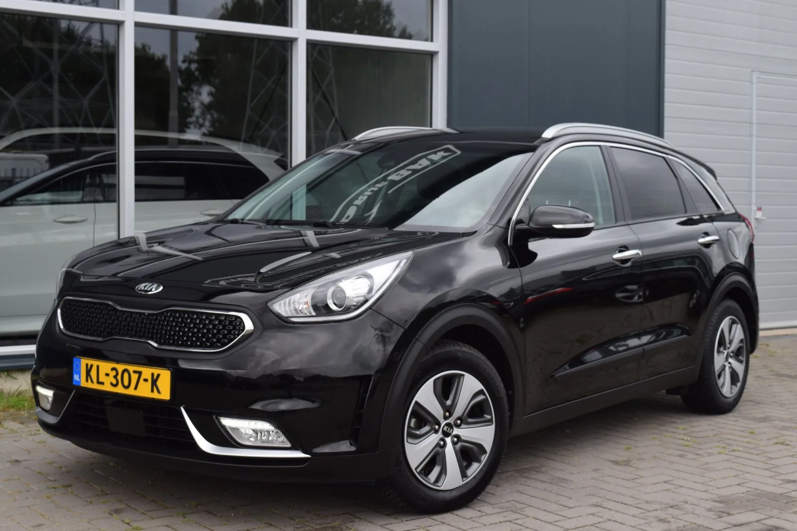 Kia Niro (2016) — foto 1