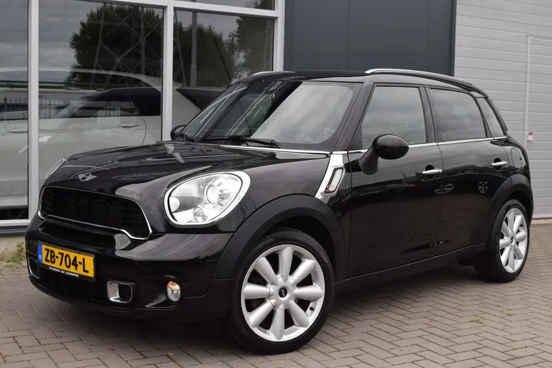 MINI Countryman (2011)