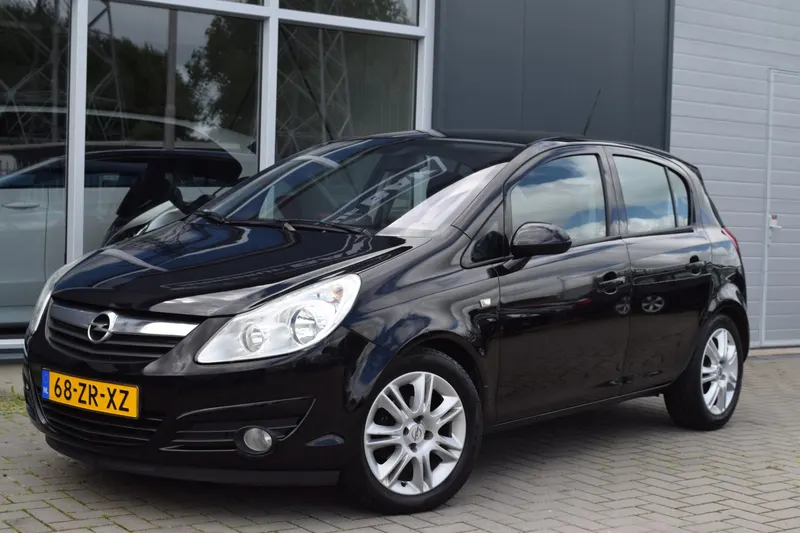 Opel Corsa (2008)