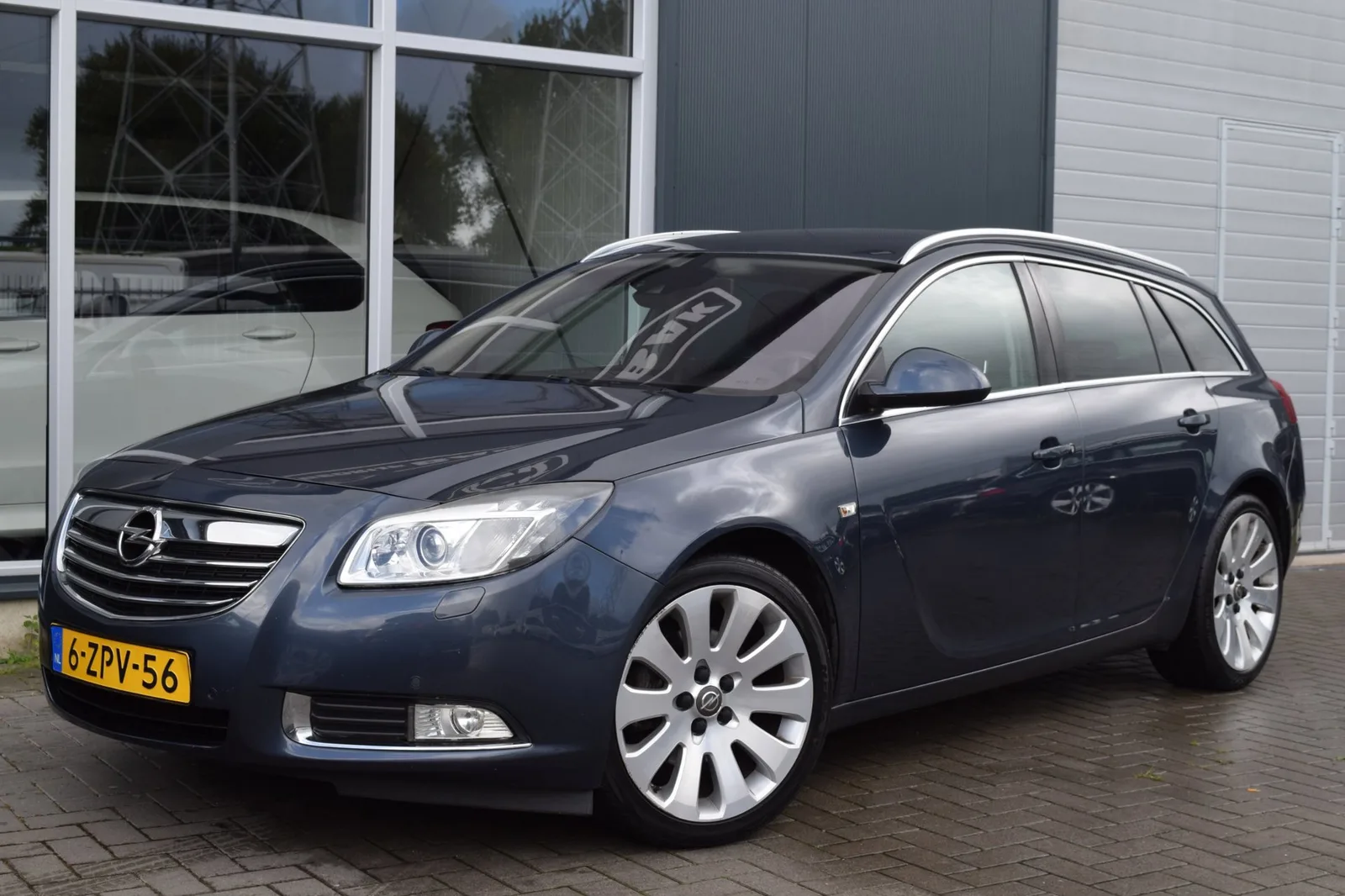 Opel Insignia (2009) — foto 1