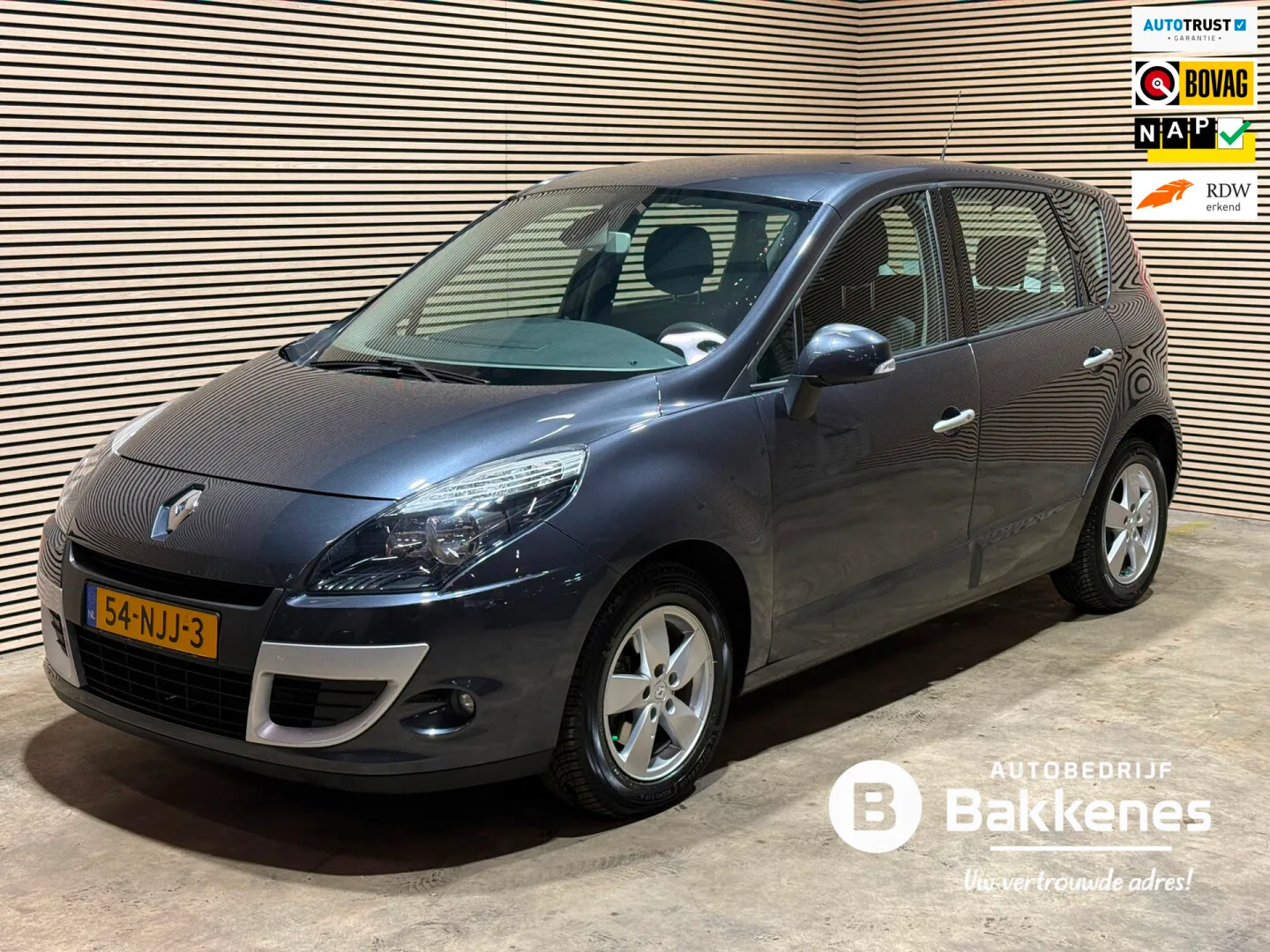 Renault Scénic (2010) — foto 1