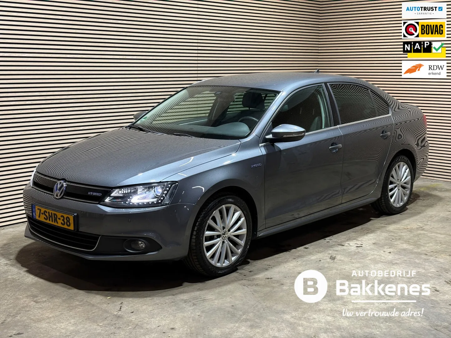 Volkswagen Jetta (2013) — foto 1