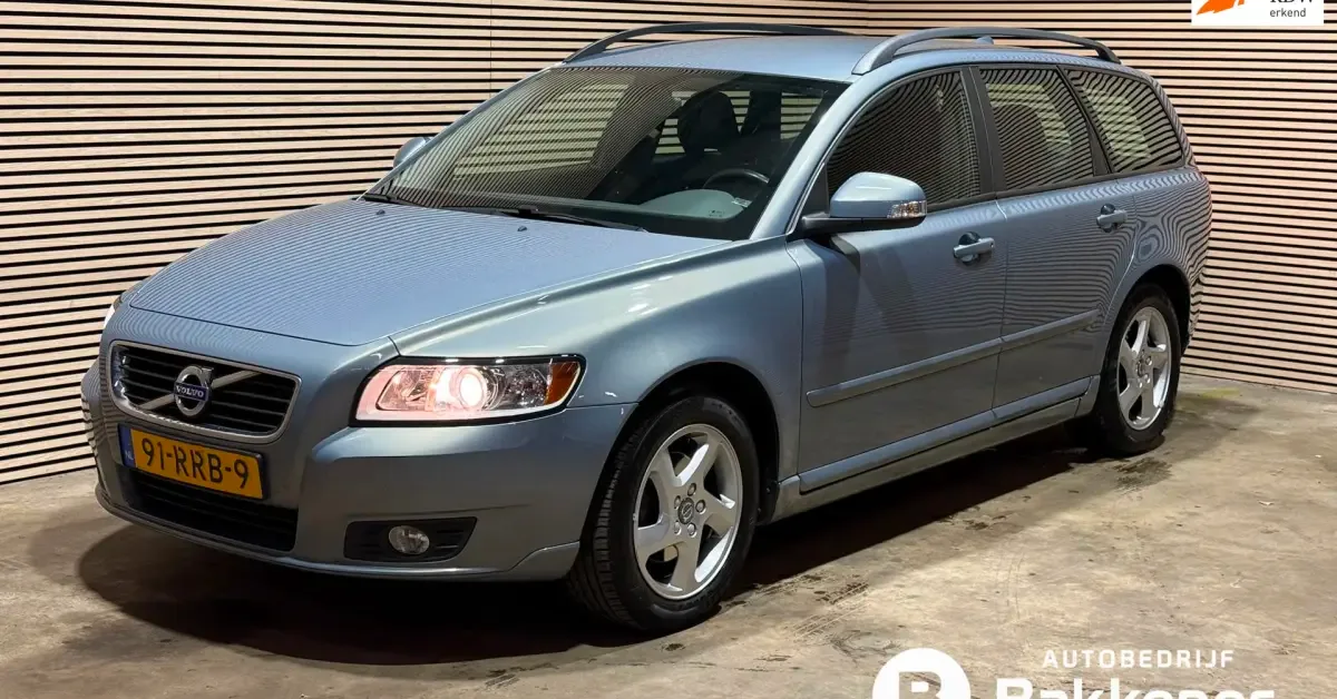 Volvo V50 (2011) — foto 1
