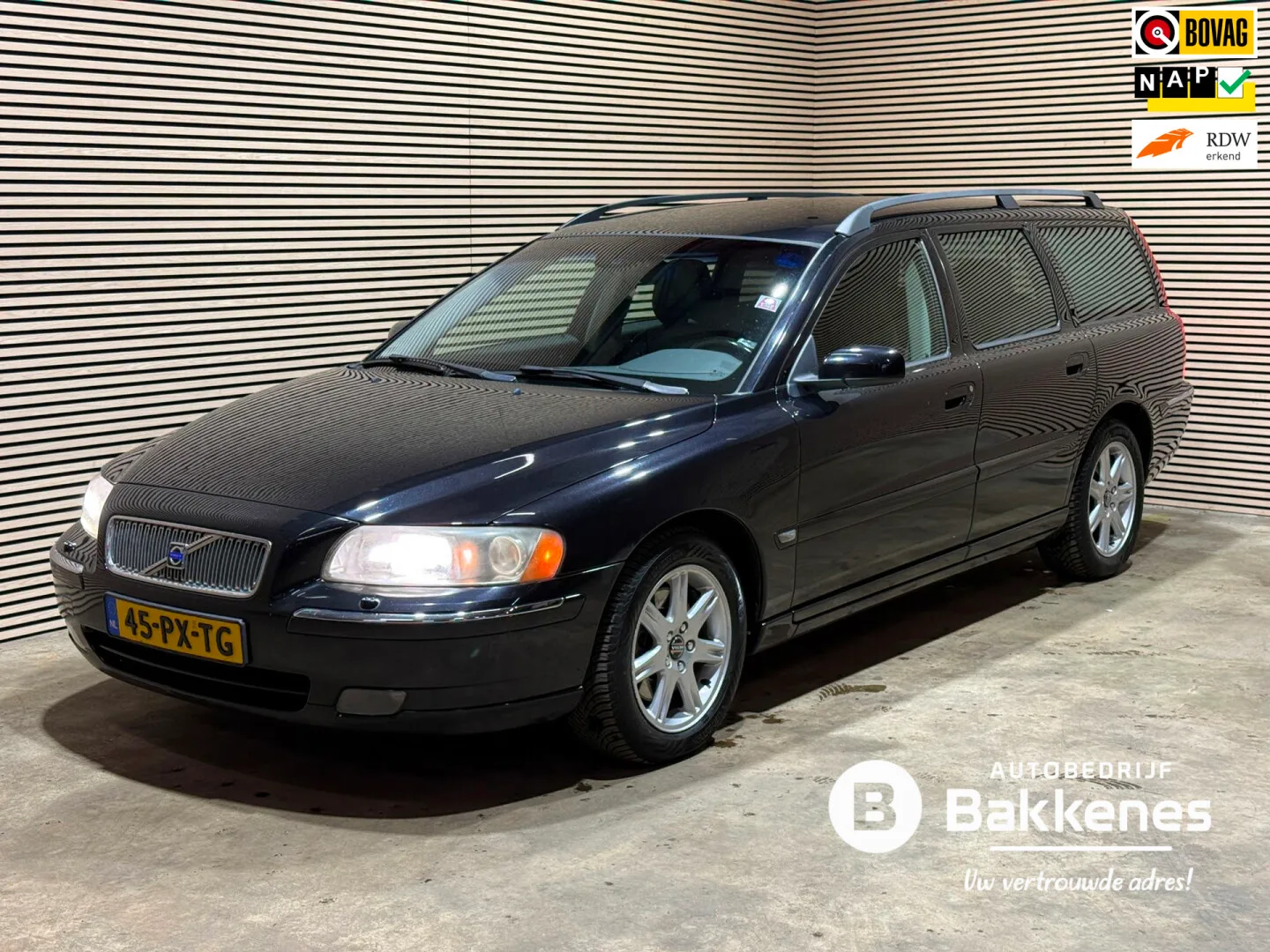 Volvo V70 (2005) — foto 1