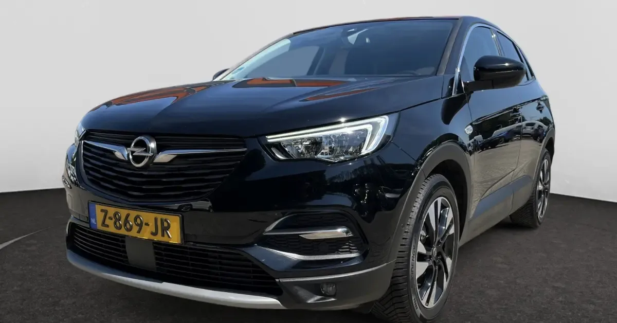 Opel Grandland (2020) — foto 1