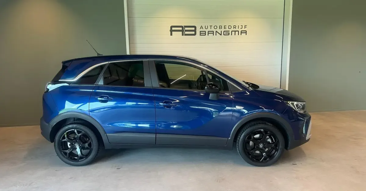 Opel Crossland (2023) — foto 1