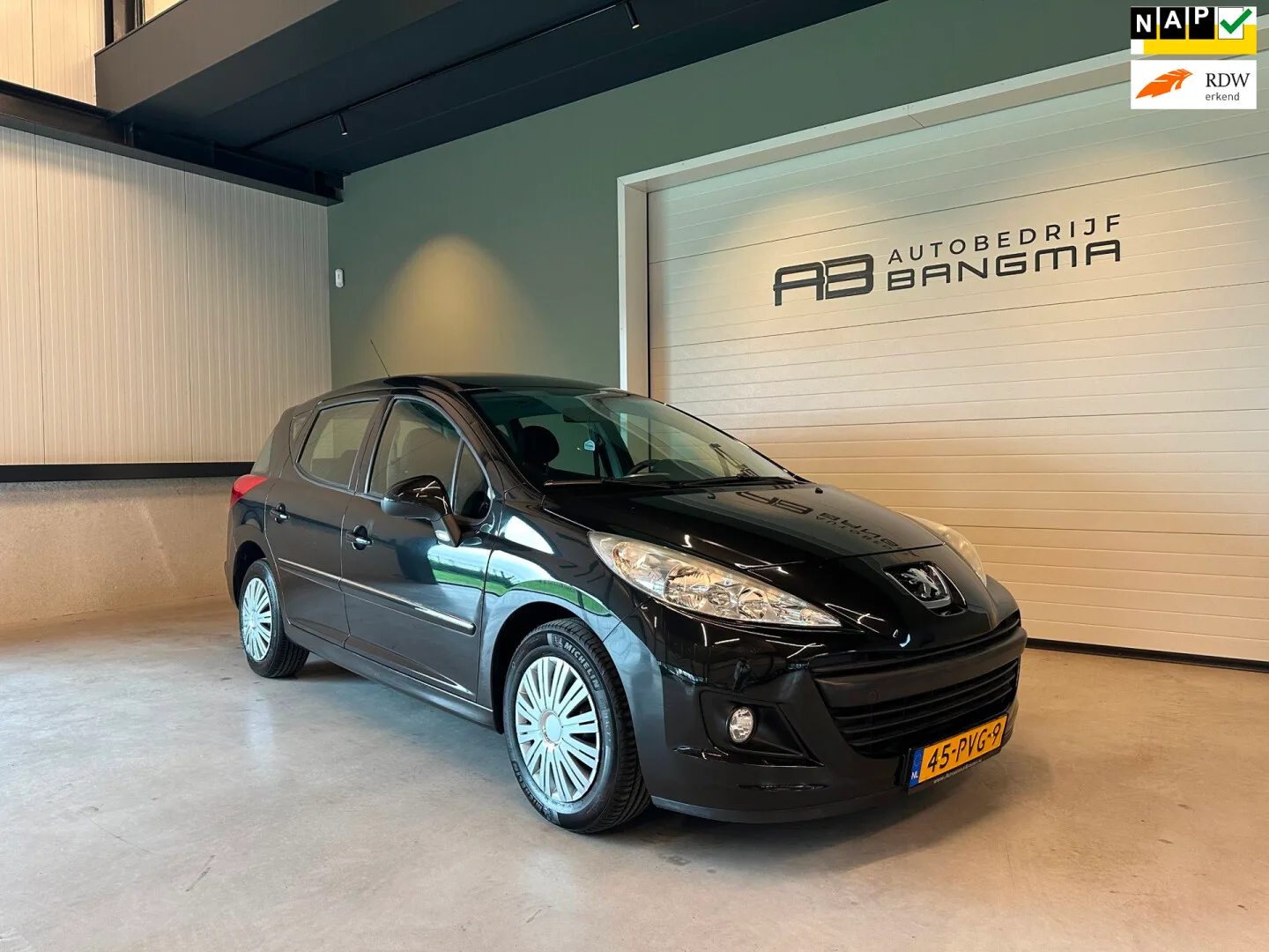 Peugeot 207 (2011) — foto 1
