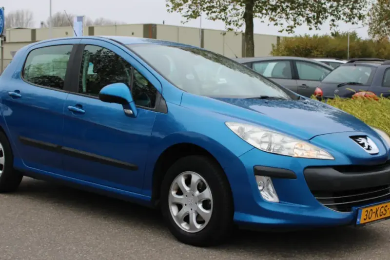 Peugeot 308 (2008)