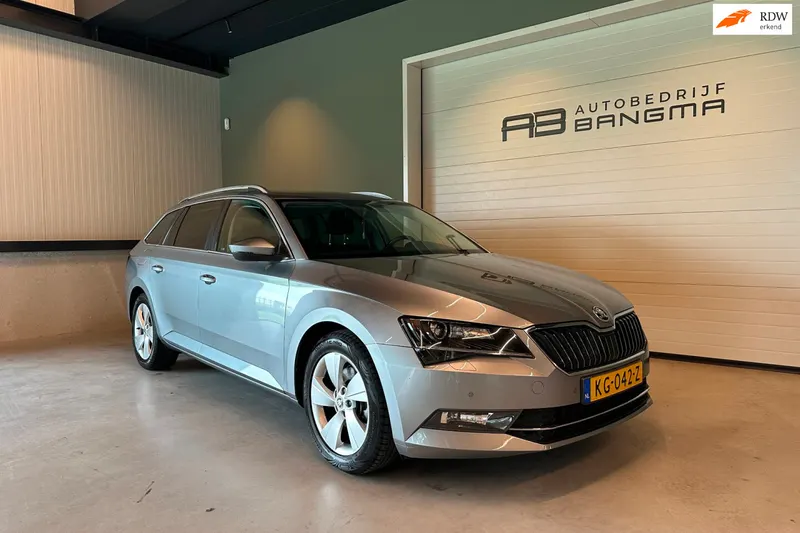 Škoda Superb (2016)