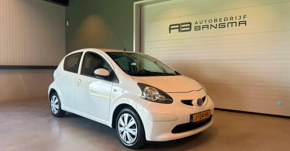 Toyota Aygo (2008) — foto 1