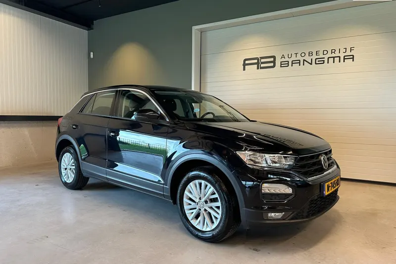 Volkswagen T-Roc (2017)