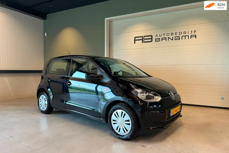 Volkswagen Up! (2015)