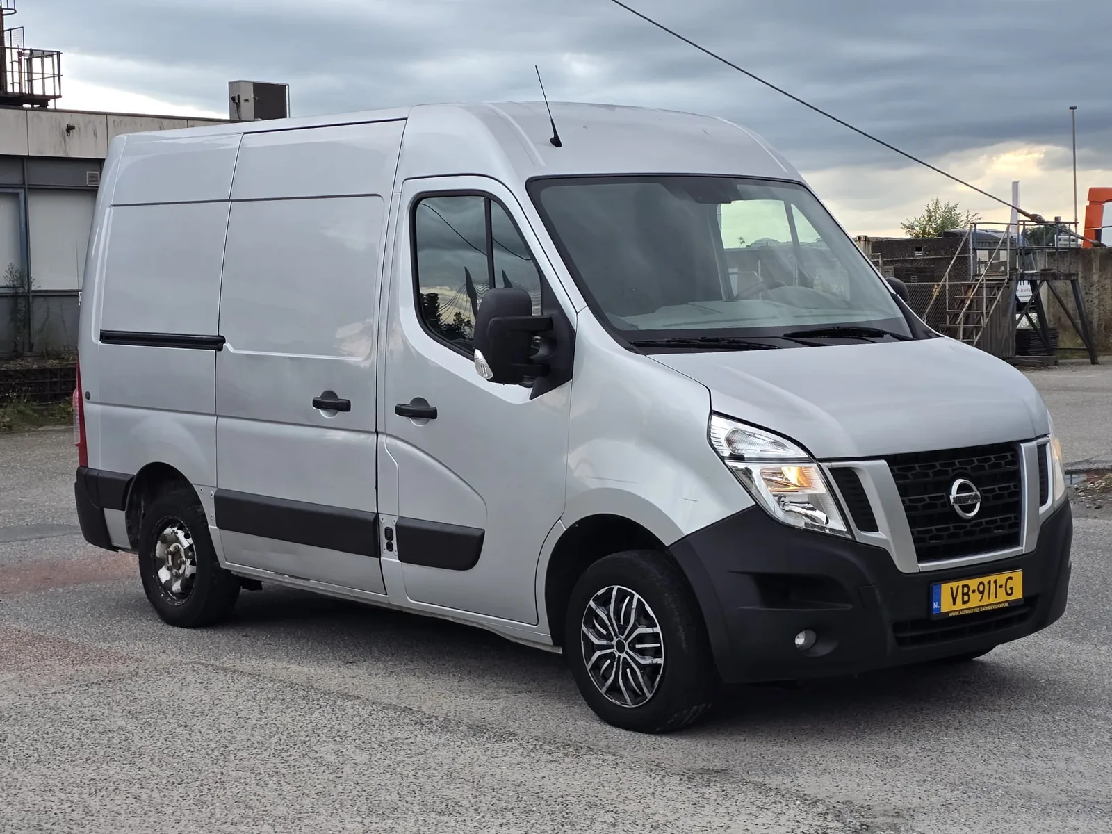 Nissan NV400 (2013) — foto 1