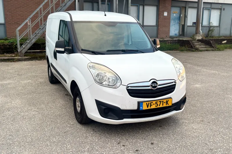 Opel Combo (2013)