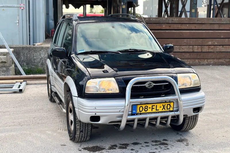 Suzuki Grand Vitara (2000)