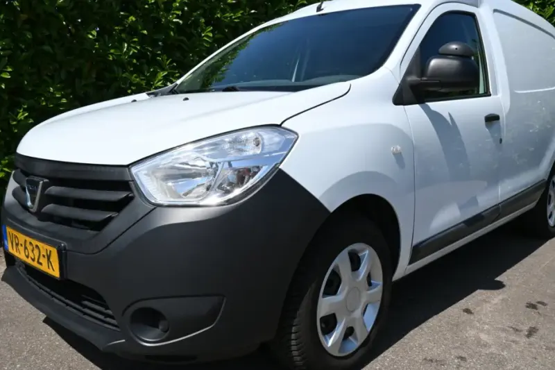Dacia Dokker (2015)