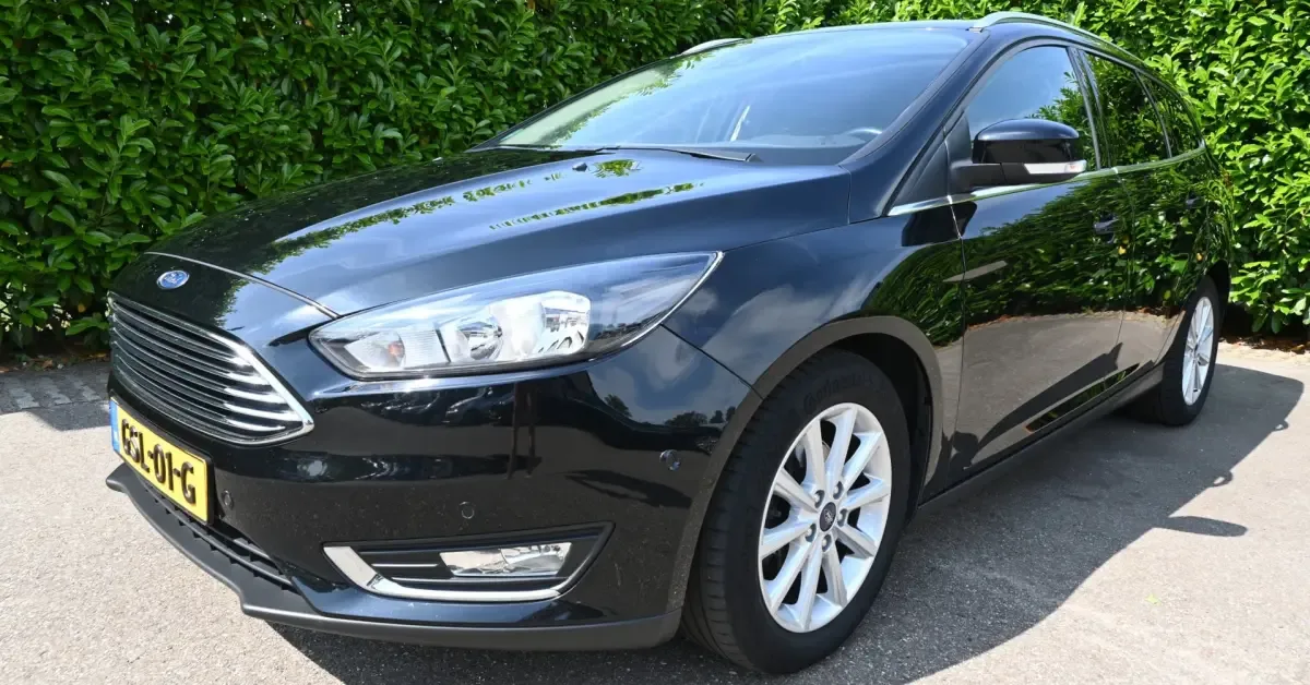 Ford Focus (2018) — foto 1