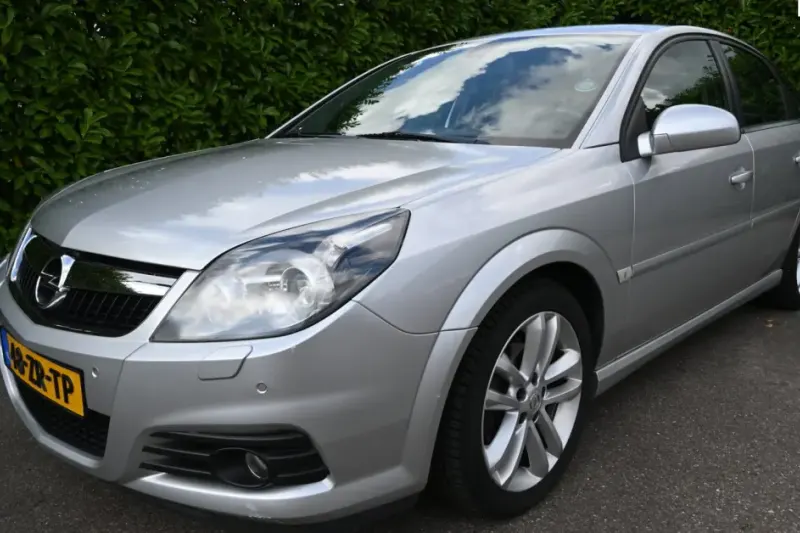 Opel Vectra (2008)