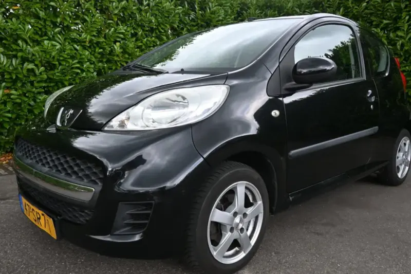 Peugeot 107 (2011)