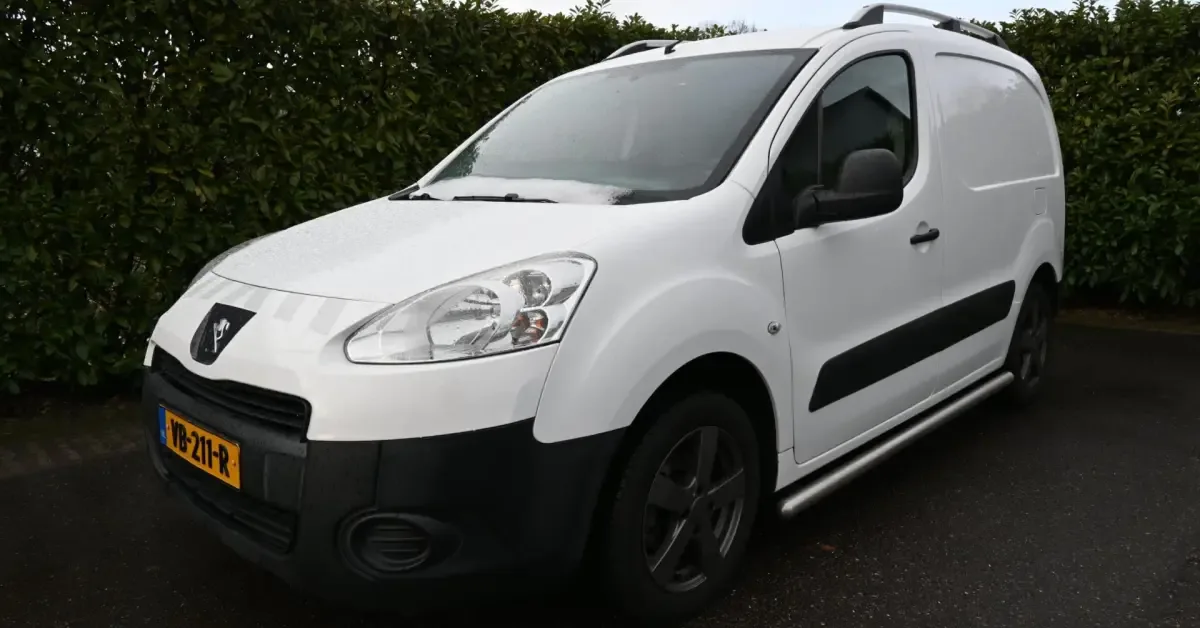 Peugeot Partner (2013) — foto 1