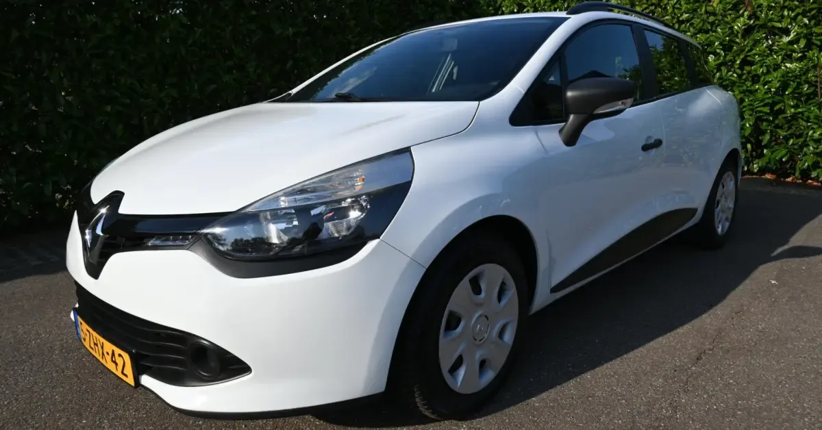 Renault Clio (2015) — foto 1