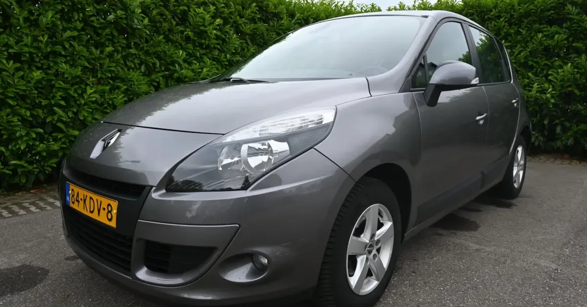 Renault Scénic (2009) — foto 1