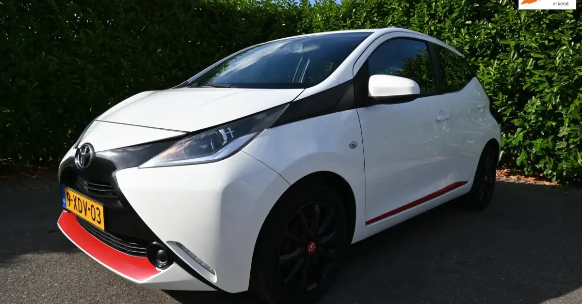 Toyota Aygo (2014) — foto 1